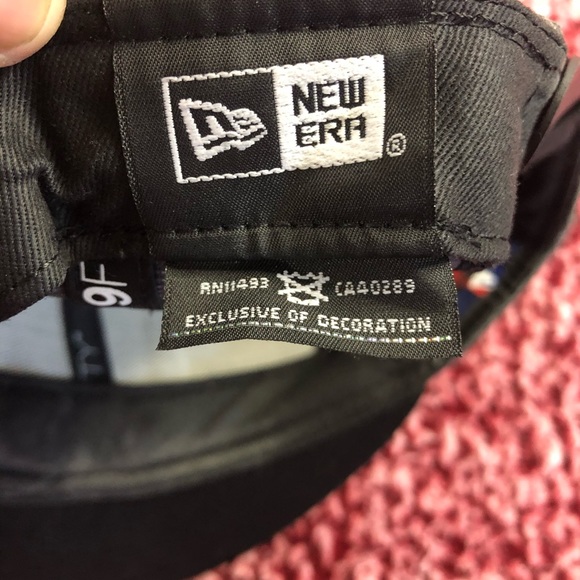 Men’s New Era Chicago Cubs 2016 World Series Champions Snap Back Hat - Picture 8 of 10